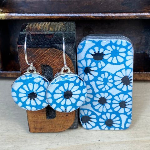 Sixpence Earrings and Teeny Tiny Tin Batik