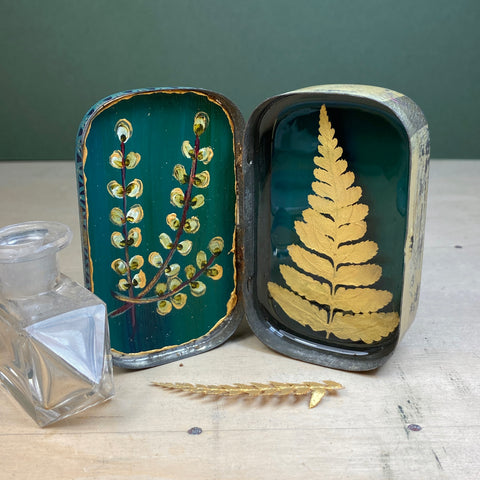 #438 Small Fern Tin