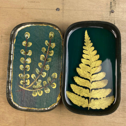 #438 Small Fern Tin