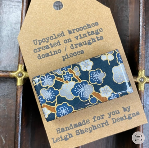 Domino Brooch - Sakura Slate