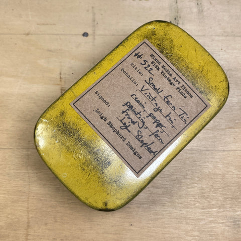 #522 Vintage Fern Tin