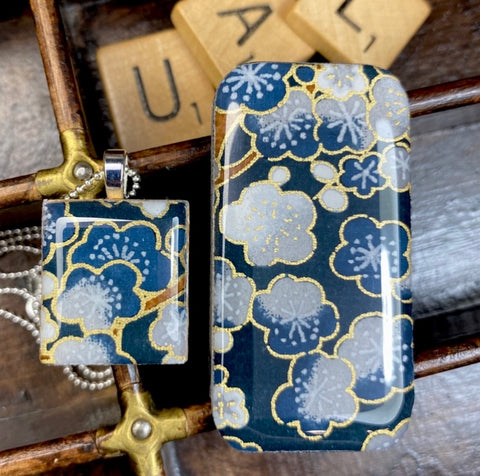 A Scrabble Tile Pendant and Teeny Tiny Tin Sakura Slate