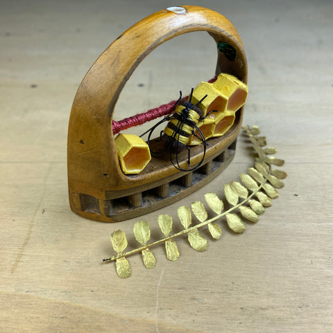 #611 Wild Hive - Ribbon Shuttle