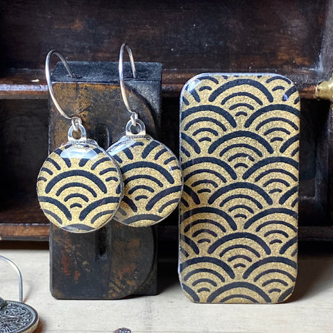 Sixpence Earrings and Teeny Tiny Tin Ocean Black