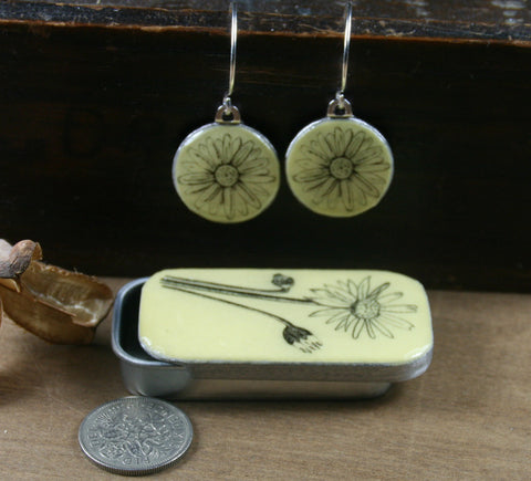 Cottage Garden Sixpence Earrings and Teeny Tiny Tin - Daisy